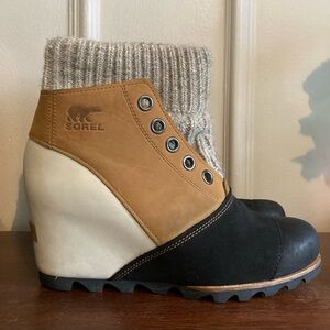 Sorel Boots Joan Of Arctic Sweater Wedge Waterproof Leather Women's Size 9